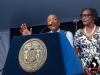 45th-HARLEM-WEEK-July-28-August-31-kicks-off-at-Gracie-Mansion-with-Mayor-Bill-de-Blasio-First-Lady-Chirlane-McCray-honoring-City-of-Memphis-its-Mayor-Andre-De-Shields-5231